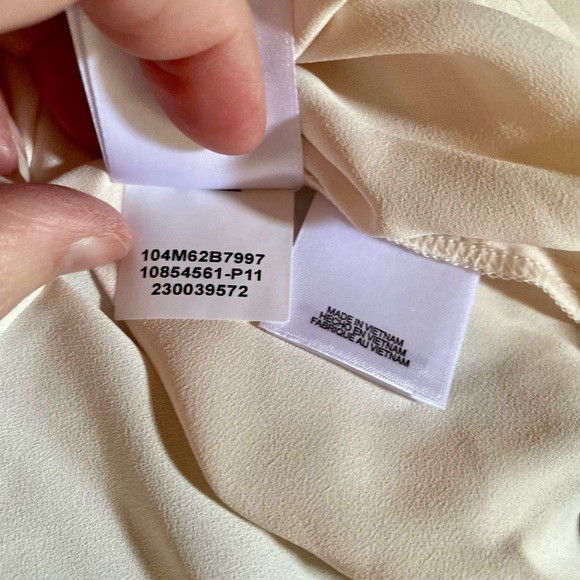 ✨Anne Klein Smocked-Cuff Tie-Neck Blouse✨ NWT - Picture 11 of 15